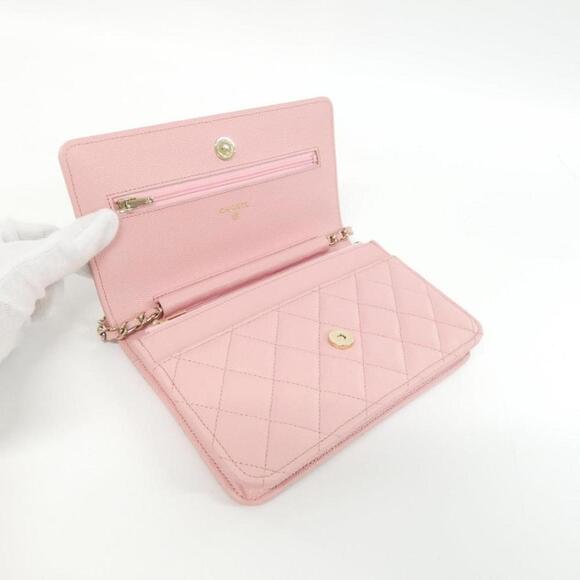 CHANEL Pink Wallet - Picture 5 of 7